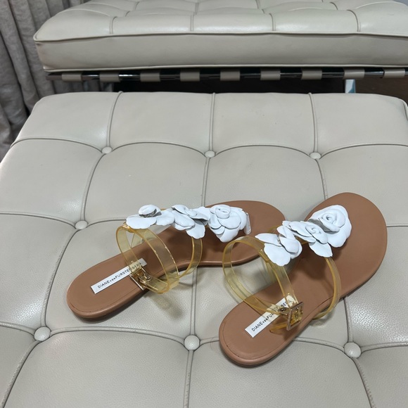 White Flower Diane von Furstenberg Sandals - Picture 2 of 3